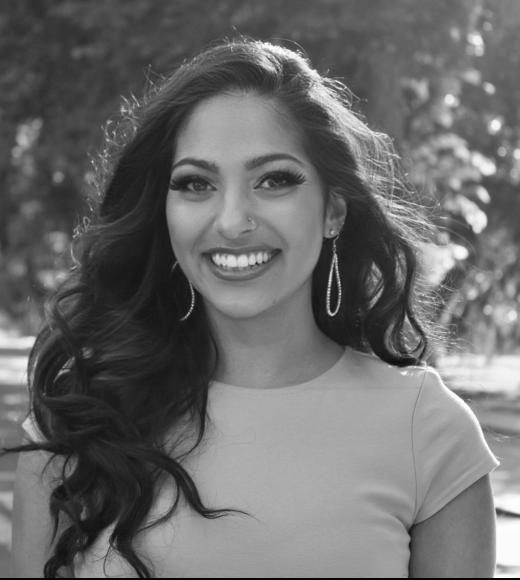 Headshot of Carly Andrade